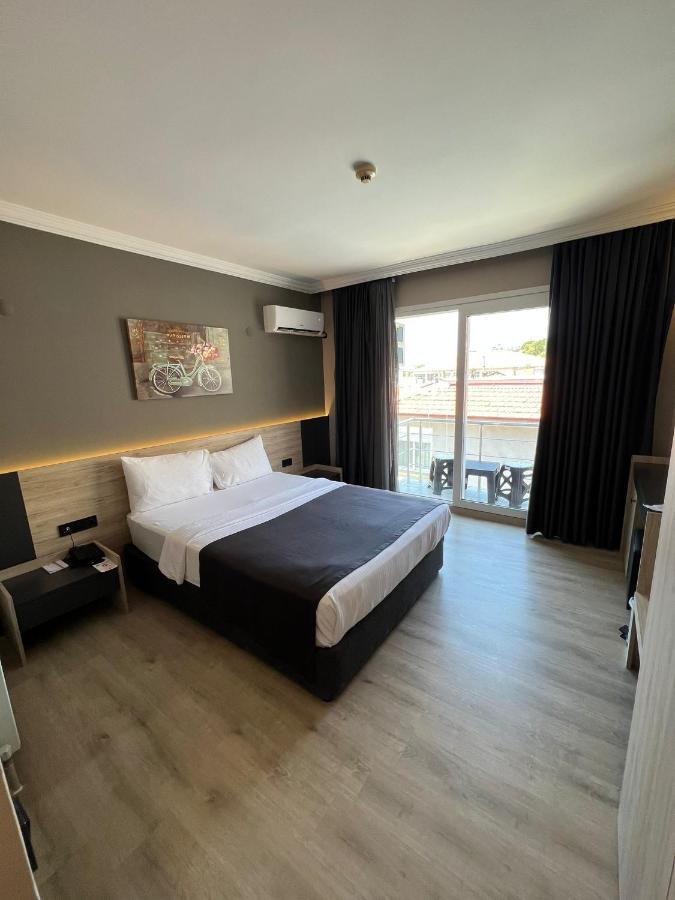 Grand Faik Hotel Çeşme Kültér fotó