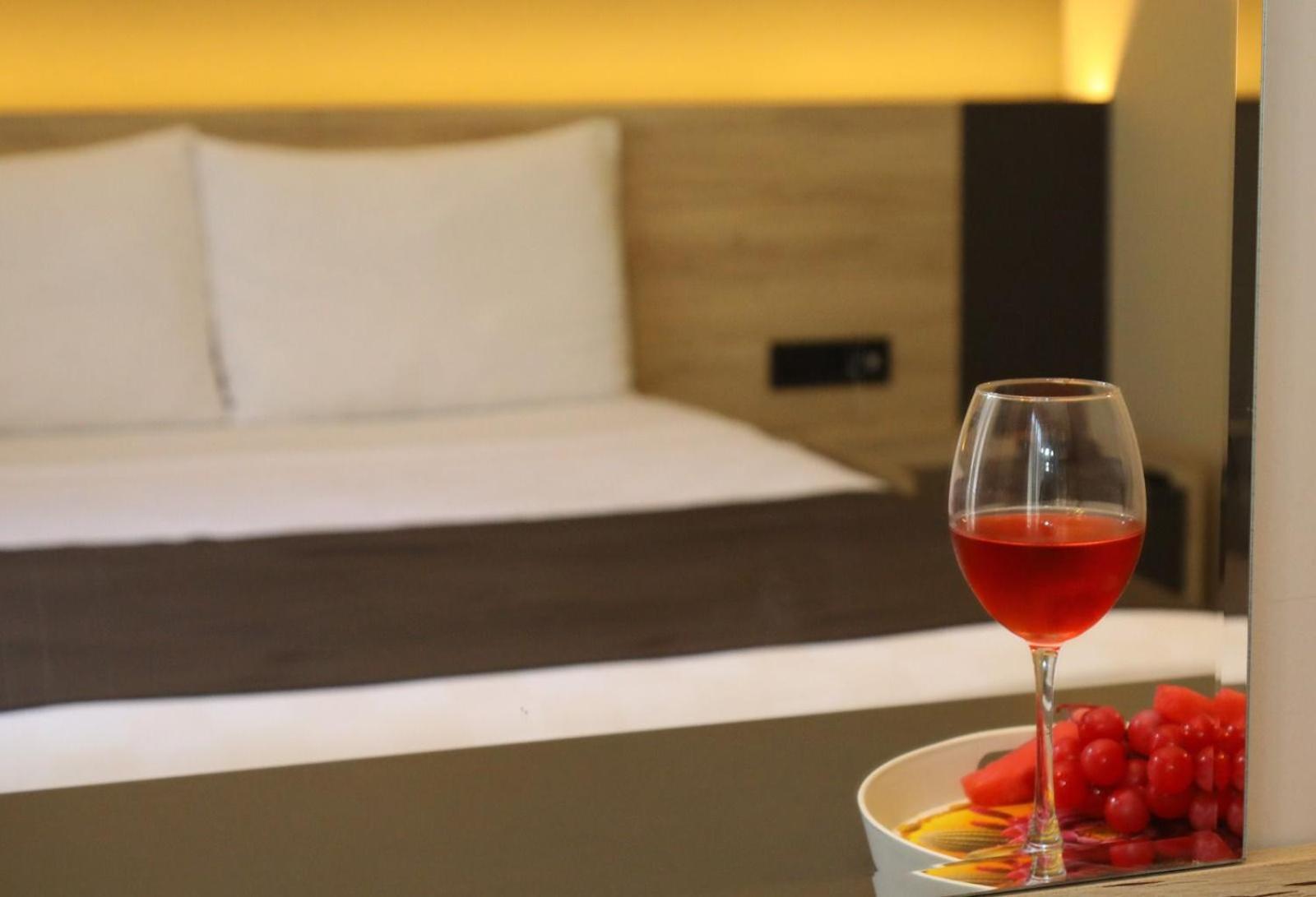 Grand Faik Hotel Çeşme Kültér fotó