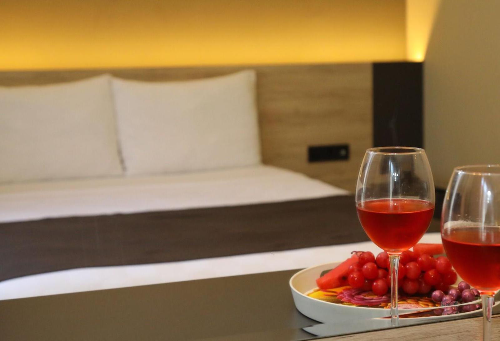 Grand Faik Hotel Çeşme Kültér fotó