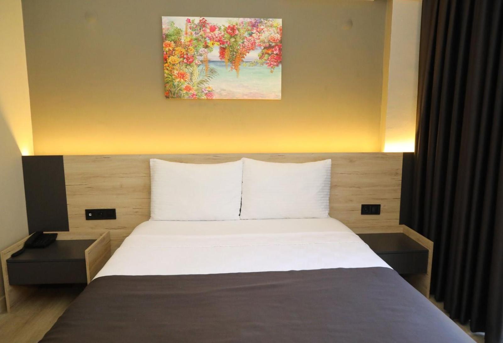 Grand Faik Hotel Çeşme Kültér fotó